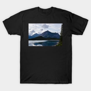 Mountain scene. T-Shirt